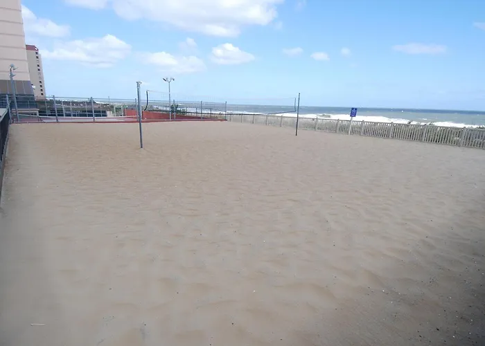 Golden Sands Ii Apartment *