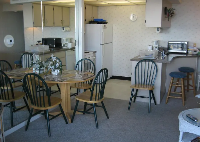 Golden Sands Ii Apartment *